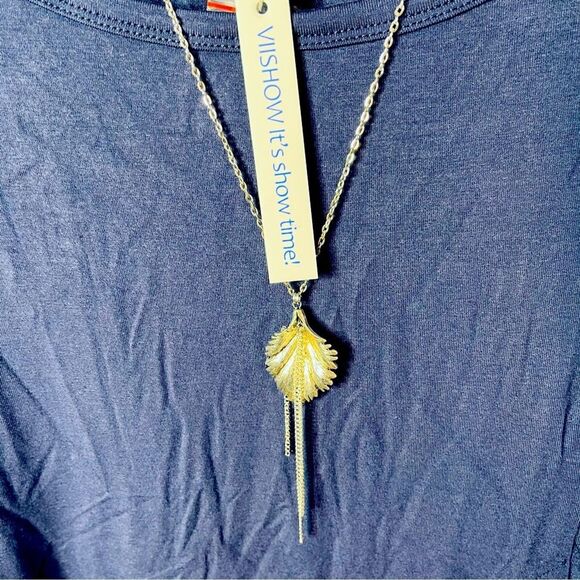 VIISHOW Women's SMALL Long Sleeve Leopard Print Navy Blue Asymmetrical Top NEW! - Picture 4 of 8